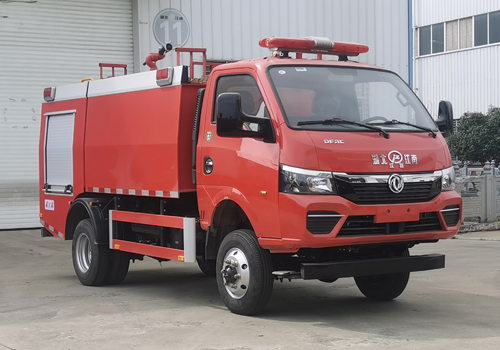 東風(fēng)途逸單排四驅(qū)水罐消防車